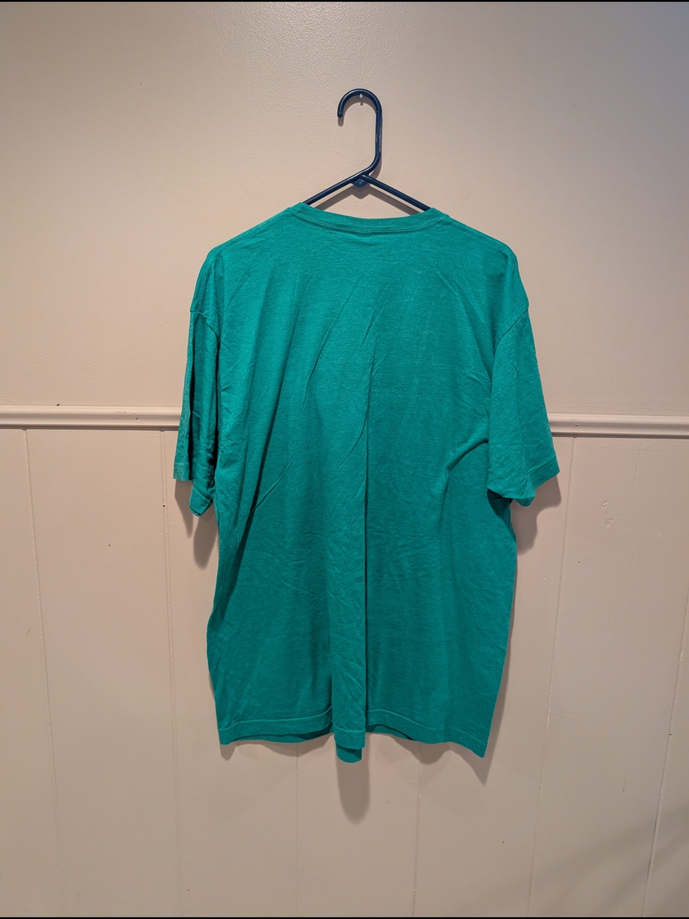 Train Green 'Soul Sister' Graphic Tee with Daisies - Unbranded - Picture 8 of 11